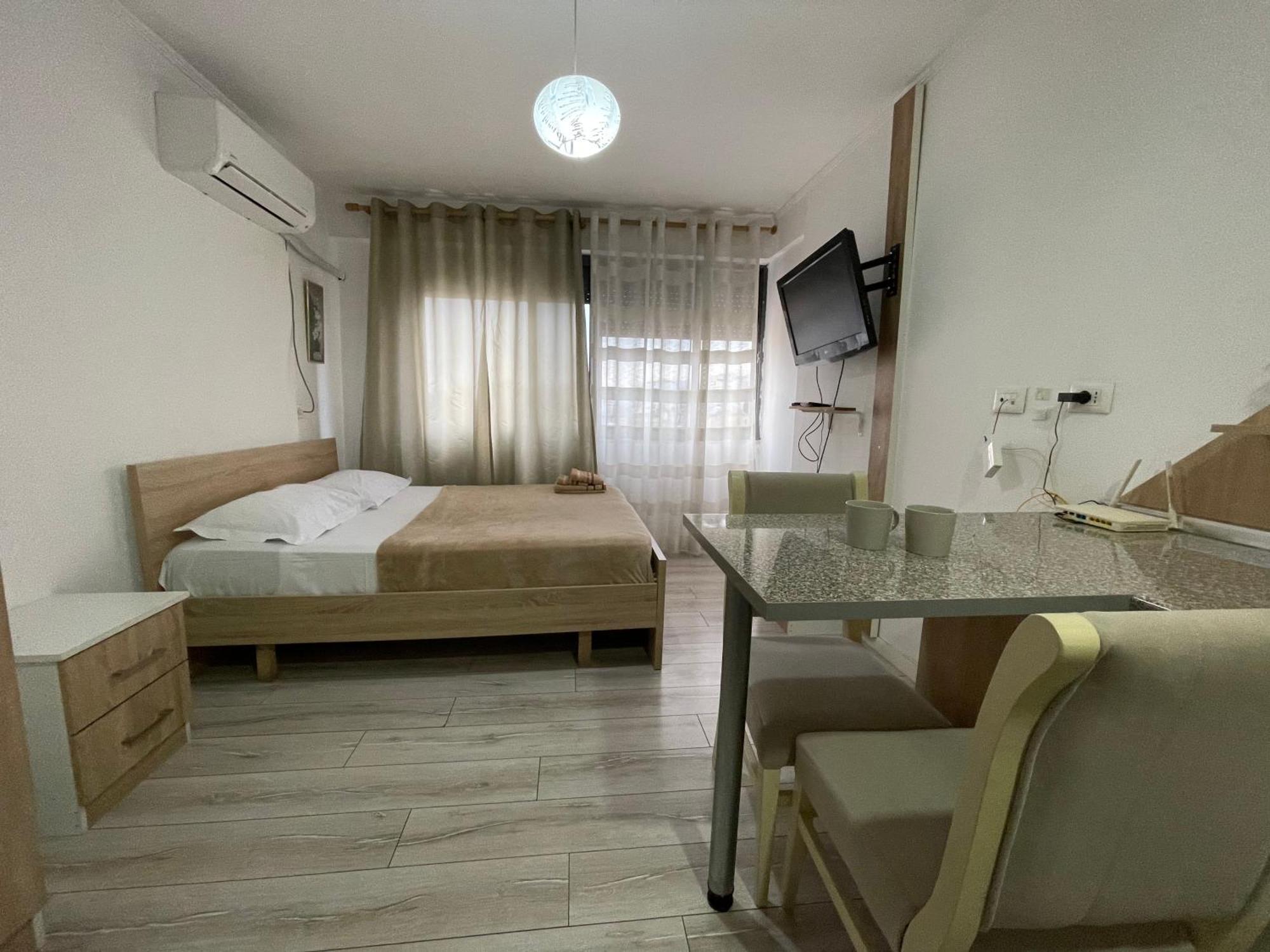 Apartament Downtown Modern Tirana